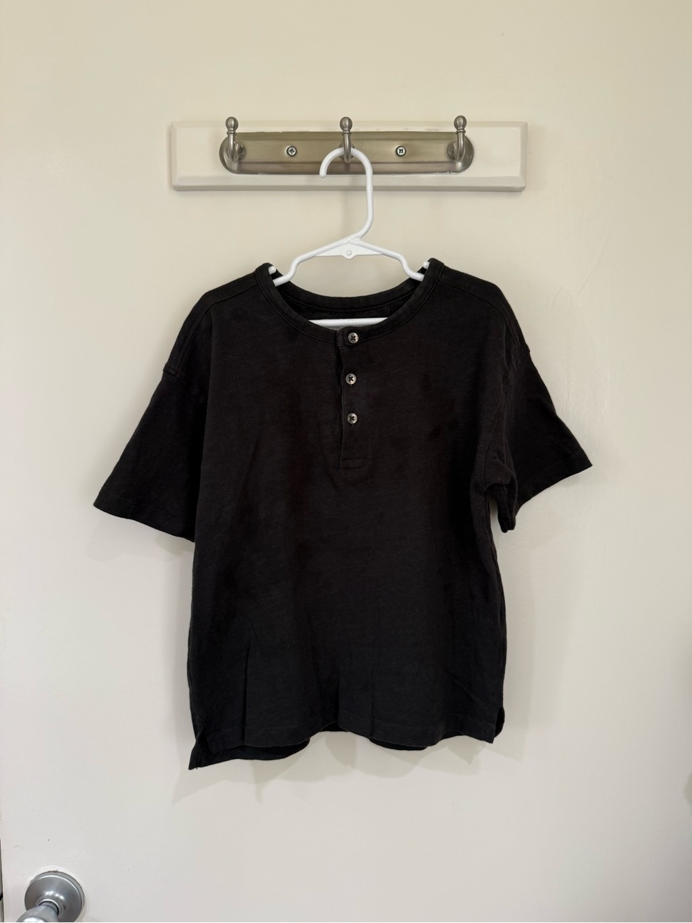 Zara Boys Black Henley Tee 6-7 Years *PLAY*